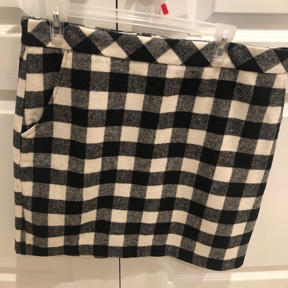 Skirt - Picture 2 of 2